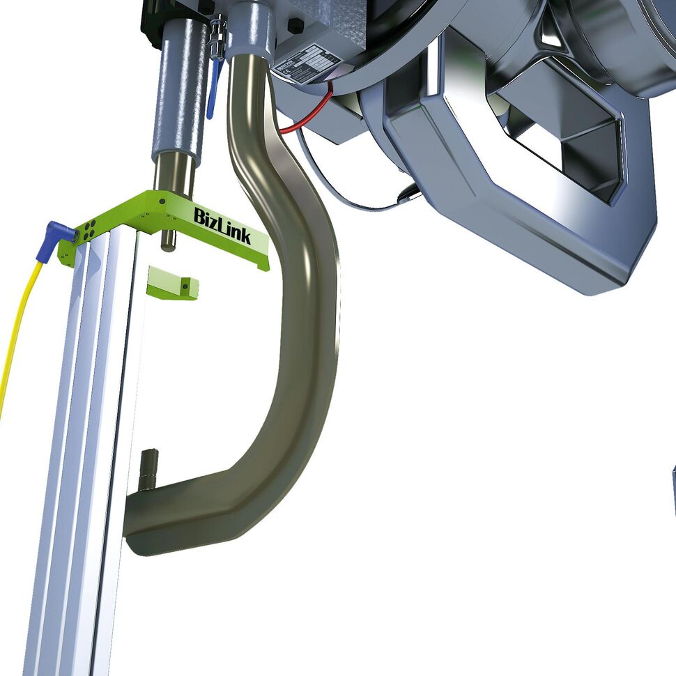 Silver robot showing advintec TCP robotic tool measurement spot welding application